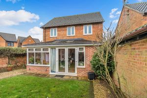 Mill Close Deddington